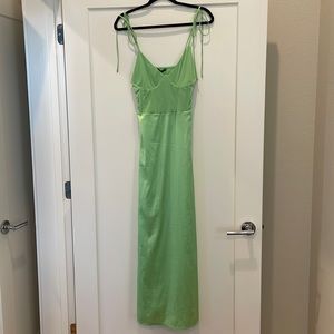 Zara women’s size M Bustier Dress in Like Green